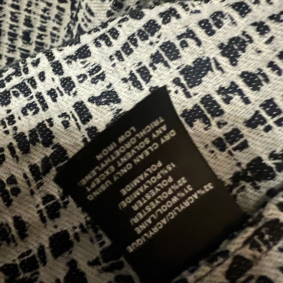 Lafayette 148 open front blazer PM, Navy - Picture 3 of 5